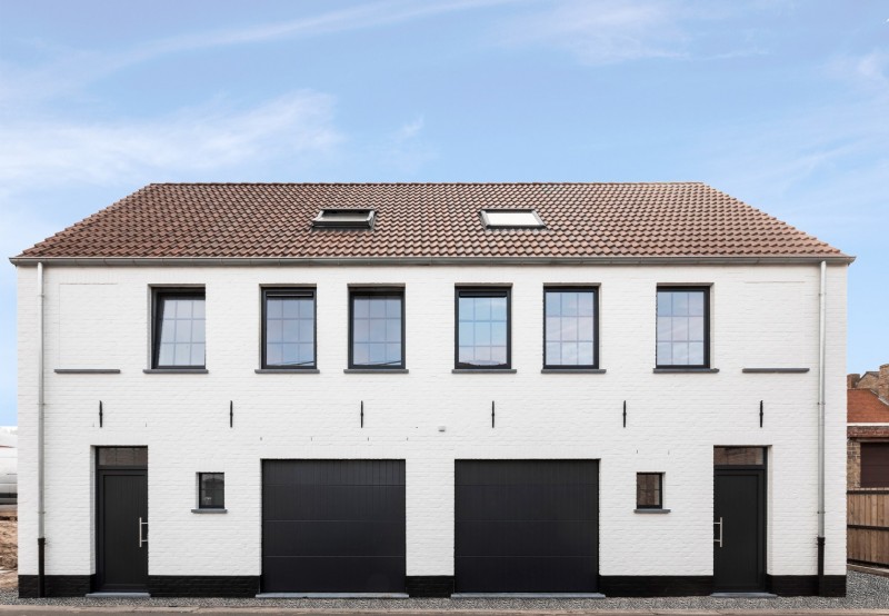 4 halfopen woningen met garage op steenworp van zee te Middelkerke
